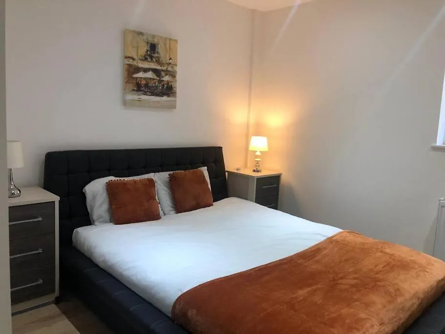 City Sparrow Apartment 2B London